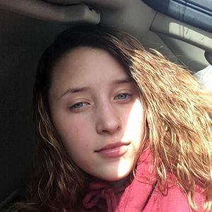 Meet your Posher, Alisha